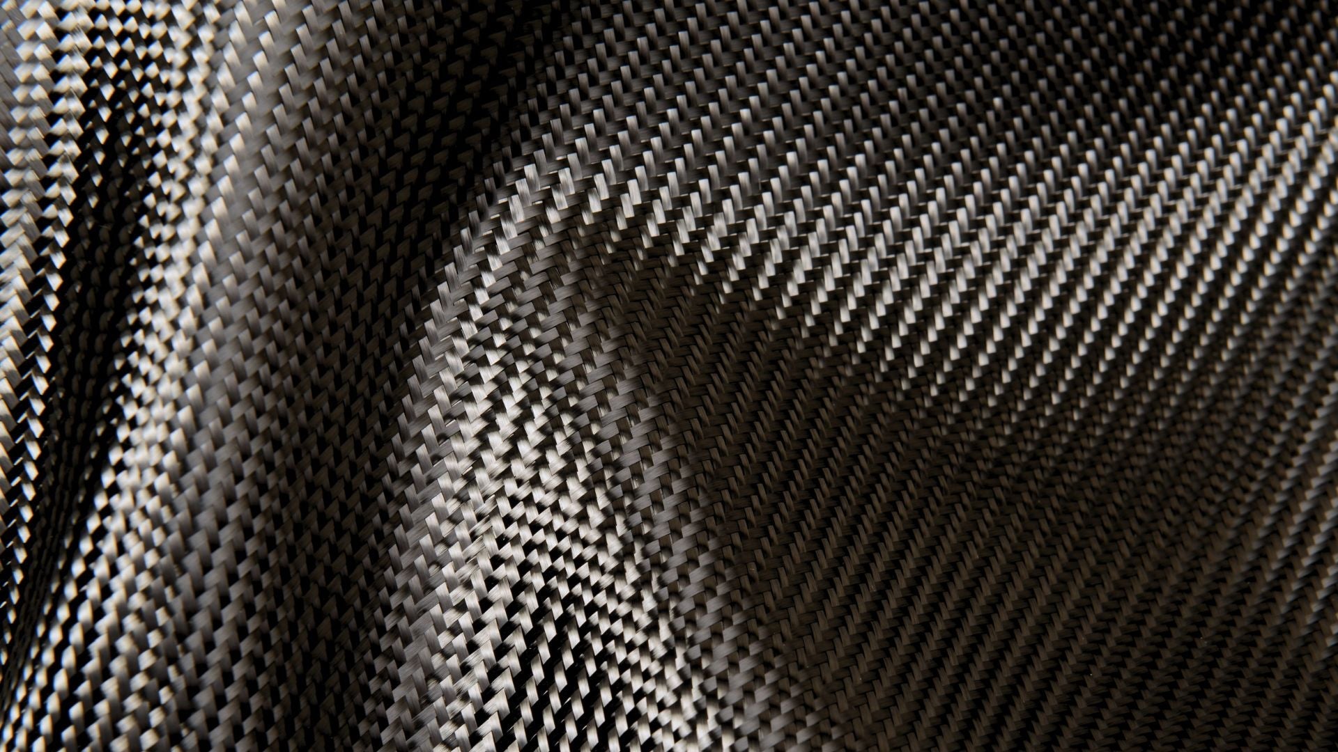 What Is the Difference Between Kevlar and Carbon Fiber?