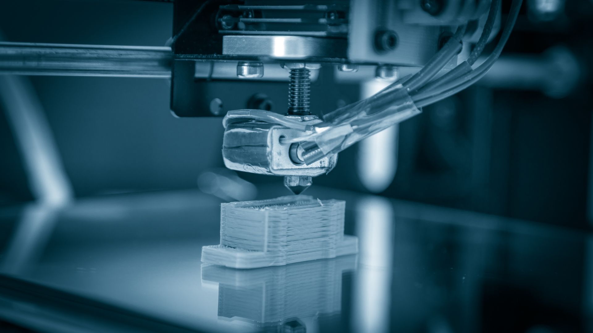 What You Need To Know About 3D Printing With Carbon Fiber